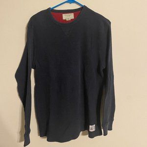 American Eagle long sleeve shirt